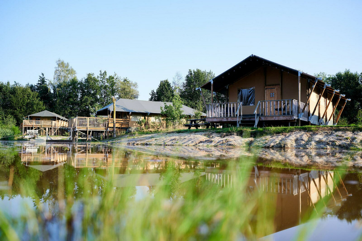 Luxe Safaritent aan het water
