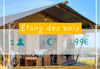 Safari telt ved Slow Life ophold på Camping Seasonova L'Etang des Bois i Frankrig med udsigt over naturen.