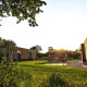Udendørs billede af Vacation villa Amalia 4 med spabad ved Hofparken De Bergvennen i Holland i solnedgang.