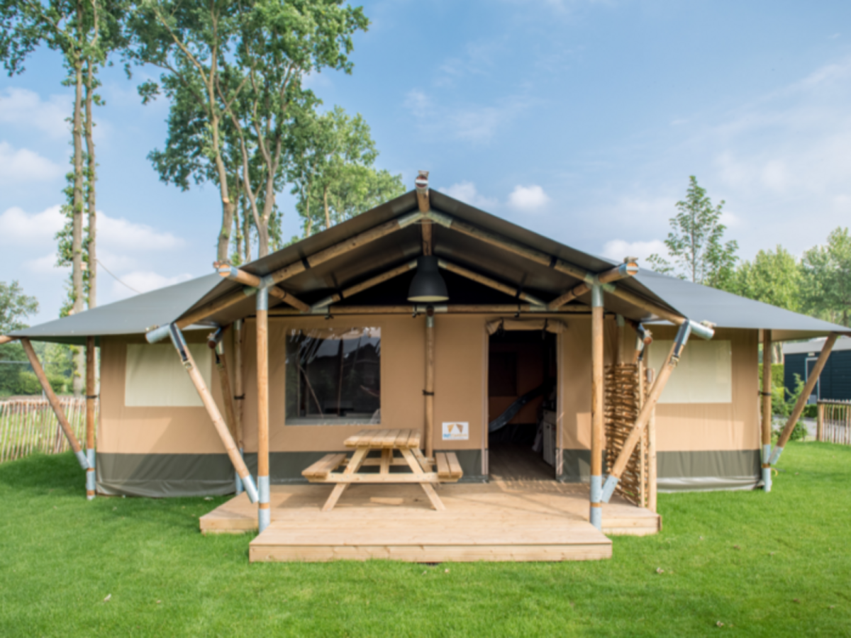 Medley Lodge met hottub