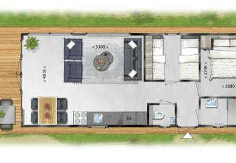 Plattegrond van Sand Lodge tiny house met meubels en terras bij Holiday Park De IJsvogel, Nederland.