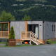 Moderne Enzian Hottub lodge aan de Ossiacher See in Oostenrijk met uitzicht op bergen en natuur.